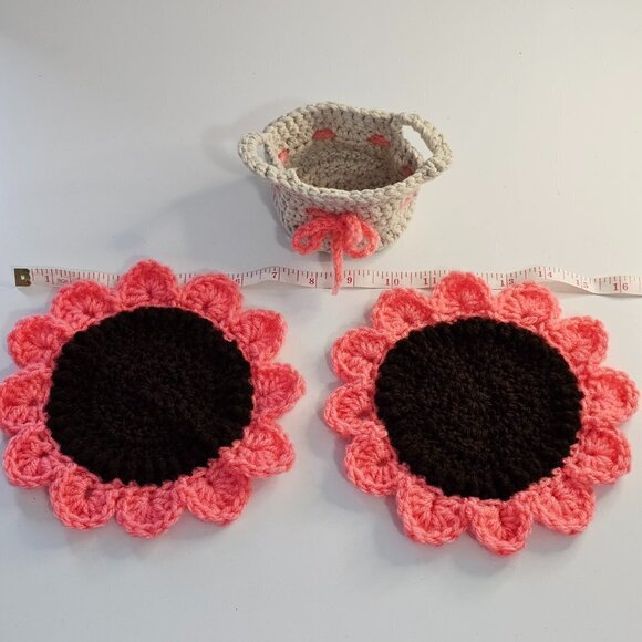 Crochet Flower Coasters with Basket -NEW - Picture 1 of 4